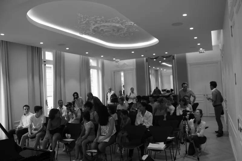 Élèves de Sabine Miniconi lors d'une audition à l'espace Steinway, Paris