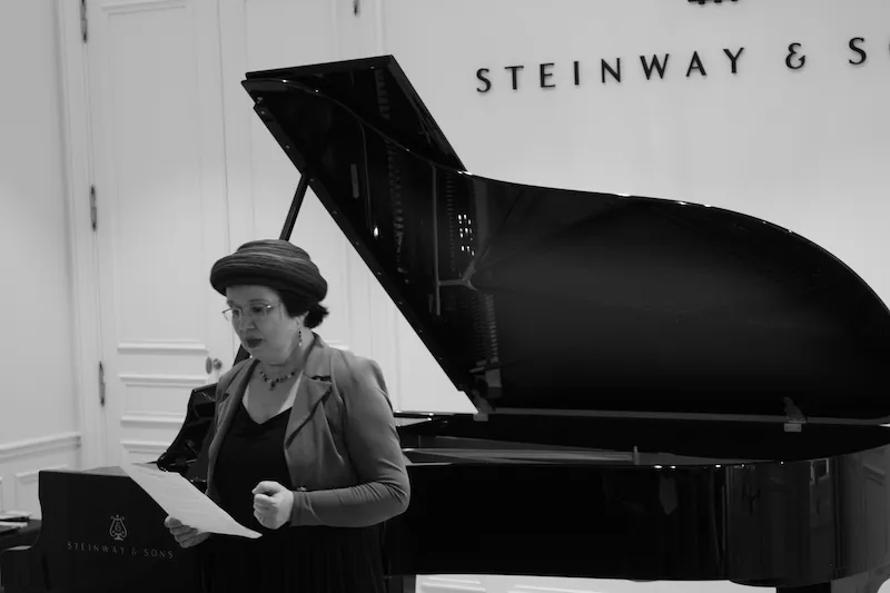 Sabine Miniconi lors d'une audition à l'espace Steinway, Paris